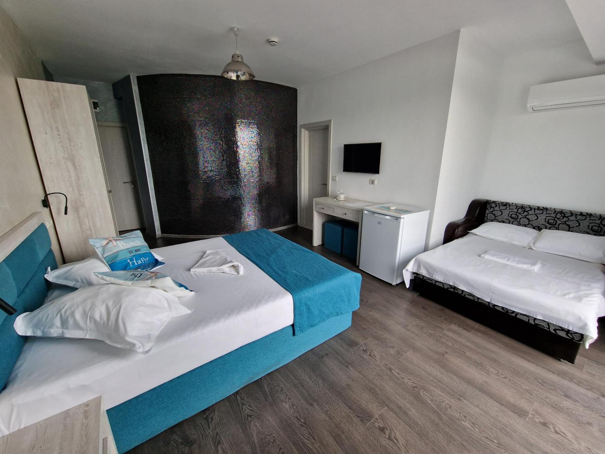Hotel H Pe Plaja Belona 艾福雷诺德 外观 照片