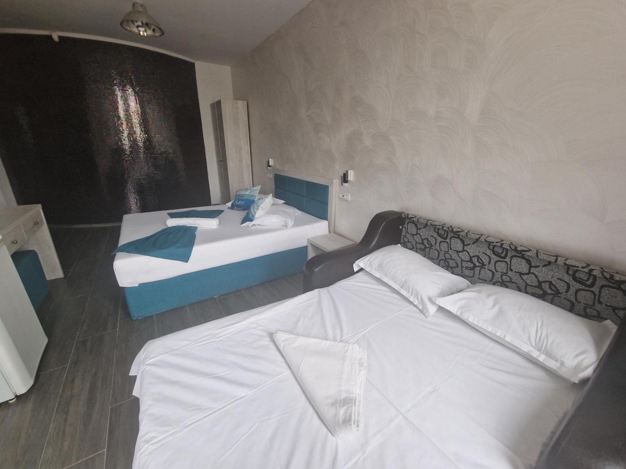 Hotel H Pe Plaja Belona 艾福雷诺德 外观 照片